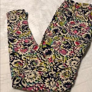 LuLaRoe Tall/Curvy Leggings